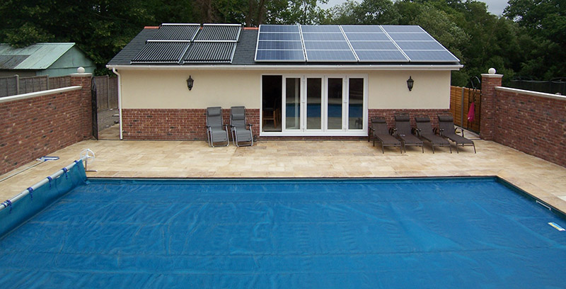 Solar powered pump system for swimming pool can save you a lot