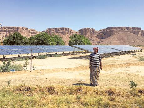 Solar Powered Water Pump System Life into Yemeni Farms