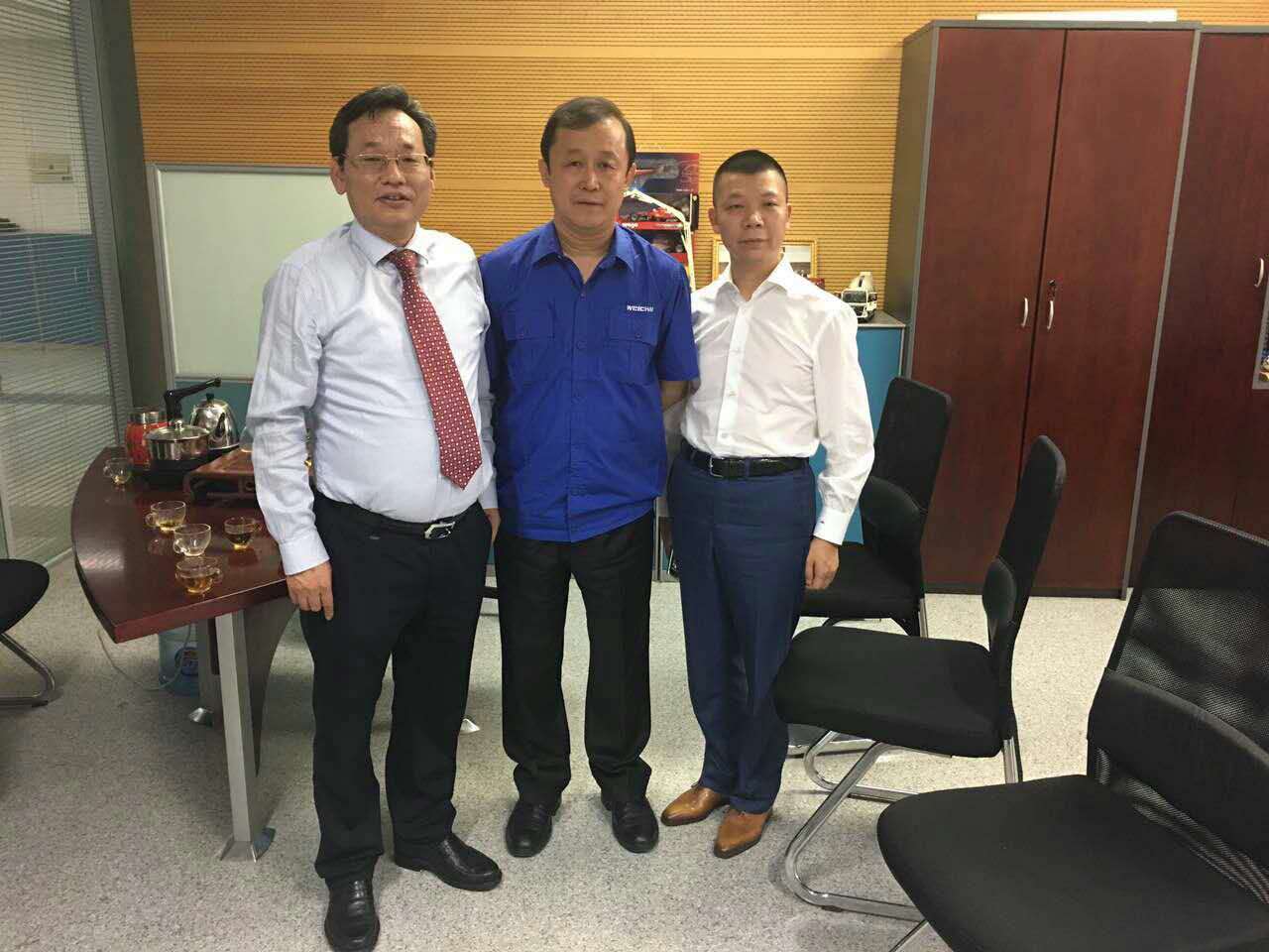 The CEO of Weichai Mr. Zhang Quan received the delegation group of MNE cordially. 